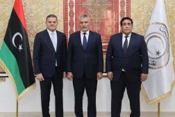 (Soldan sağa) Libya Ulusal Birlik Hükümeti (UBH) Başbakanı Abdulhamid Dibeybe, Devlet Yüksek Konseyi (DYK) Başkanı Muhammed Takala, Başkanlık Konseyi Başkanı Muhammed el-Menfi (Libya Devlet Yüksek Konseyi)