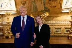 Trump, ABD Başkanı olarak göreve başlamadan önce Meloni'yi Florida'nın Mar-a-Lago kentindeki tatil yerinde kabul etti (Reuters)