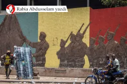 Mali'nin başkenti Bamako'daki Ordu Anıtı, 26 Nisan 2026 (AFP)