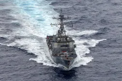 USS Rafael Peralta» muhribi, CENTCOM sorumluluk bölgesinde devriye geziyor (AFP)