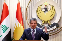 Irak Kürdistan Bölgesel Yönetimi Başbakanı Mesrur Barzani, 25 Haziran 2025'te bölgenin başkenti Erbil'de bir basın toplantısında, (AFP)