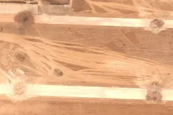 مدارج قاعدة أبو الظهور الجوية قرب حلب السورية تظهر بعد هجوم إسرائيلي (رويترز)