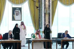 Saudi Crown Prince Mohammed bin Salman, Turkish President Recep Tayyip Erdogan and Pakistani Prime Minister Shehbaz Sharif during the signing of the Makkah Joint Defense Agreement on Aug. 7 (Turkish Presidency) 