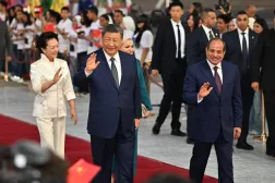  In this photo released by Xinhua News Agency, Chinese President Xi Jinping, second left, and his wife Peng Liyuan, left, are welcomed by Egyptian President Abdel Fattah al-Sisi, right, and his wife Entissar Amerupon on their arrival at Cairo International Airport in Cairo, Tuesday, Sept. 1, 2026. (Yin Bogu/Xinhua via AP) 