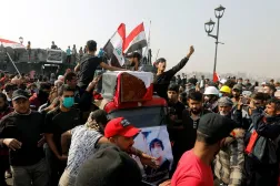تشييع بعض ضحايا قمع «حراك تشرين» في نوفمبر 2019 (رويترز)