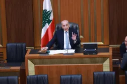 البرلمان اللبناني ينقسم حول حصرية السلاح وقرار الحرب والسلم