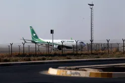 Irak'ın Erbil Uluslararası Havalimanı'nda Irak Havayollarına ait bir uçak (Reuters-Arşiv)