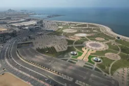 دعا الدفاع المدني السعودي الأهالي والسكان إلى الاستمرار في اتباع التعليمات وتجنب التجمهر والتصوير نهائياً (واس)