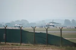 Birleşik Krallık’ta ABD güçlerinin kullandığı bir hava üssünün yakınındaki evler boşaltıldı