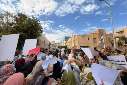 Batı Libya’da sağlık sektörü çalışanlarının düzenlediği protesto gösterisinden, 28 Eylül 2026 (Libya Sağlık Sektörü Hareketi Birliği)