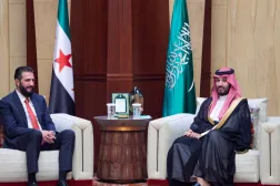  ولي العهد السعودي خلال استقباله في الرياض الرئيس السوري أحمد الشرع (واس)