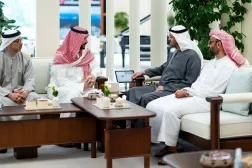 BAE Devlet Başkanı, pazar günü Abu Dabi’de Suudi Arabistan Savunma Bakanı’nı kabul etti. (SPA)