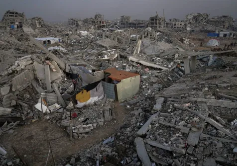 جانب من الدمار في حي الزيتون بمدينة غزة 27 نوفمبر 2025 (أ.ب)