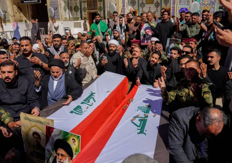 خلال جنازة مقاتل من قوات «الحشد الشعبي» في النجف 1 أبريل 2026 (أ.ب) 