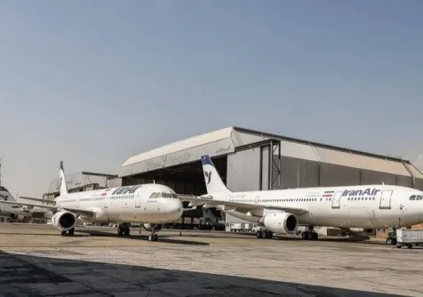 طائرتان تابعتان للخطوط الجوية الإيرانية في مطار الخميني الدولي جنوب طهران (أرشيفية - ميزان) 