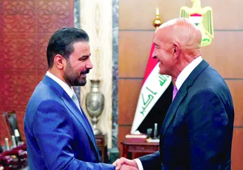 رئيس الوزراء العراقي علي الزيدي خلال لقائه المبعوث الأميركي توم برَّاك في بغداد يوم 16 يونيو 2026 (إعلام حكومي)
