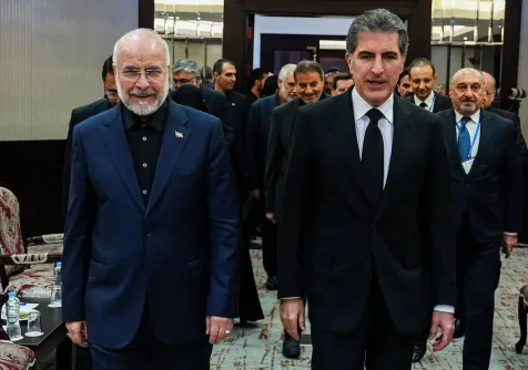 قالیباف یستقبل نيجيرفان بارزاني على هامش مراسم تشييع المرشد السابق علي خامنئي في طهران 3 يوليو الماضي (الخارجية الإيرانية)