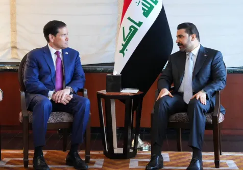رئيس الحكومة العراقية علي الزيدي خلال لقائه مساء الاثنين وزير الخارجية الأميركي ماركو روبيو في نيويورك (إعلام حكومي)