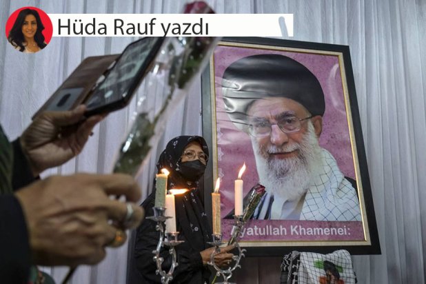 Cumhurbaşkanı, geniş halk desteğine sahip olsa bile, Dini Liderin iradesine aykırı bir dış politika izleyemez (AFP)