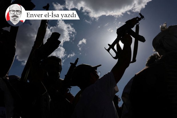 Yemen'in Sanaa kentinde İran'la dayanışma gösterisi düzenleyen Husilerin destekçileri, 10 Nisan 2026 (Reuters)