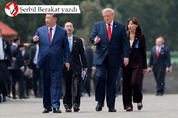 ABD Başkanı Donald Trump ve Çin Devlet Başkanı Şi Cinping, Pekin'deki Cennet Tapınağı turu sırasında birlikte yürüyorlar, 14 Mayıs 2026 (Reuters)