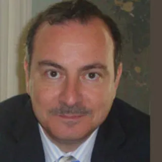 أيمن عبد النور