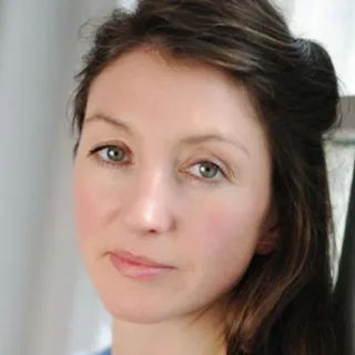 كلير دوير هوغ