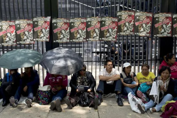 آلاف المعلمين يشلون مكسيكو سيتي لمحاربة إصلاح التعليم