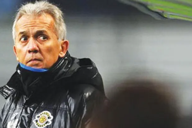 مشجعو كاشيوا ريسول الياباني مصدومون من «استقالة» المدرب باتسيتا