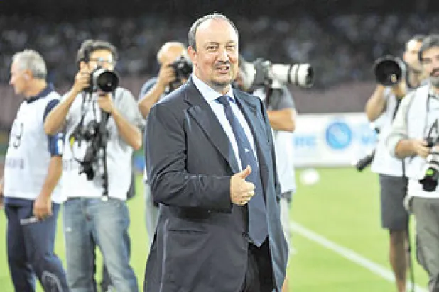 نابولي.. لم يخسر على ملعبه في عام 2013