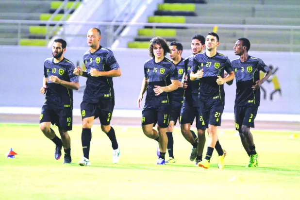 الاتحاد يحفز لاعبيه بـ3 آلاف ريال ويرصد «10» لتجاوز الأهلي