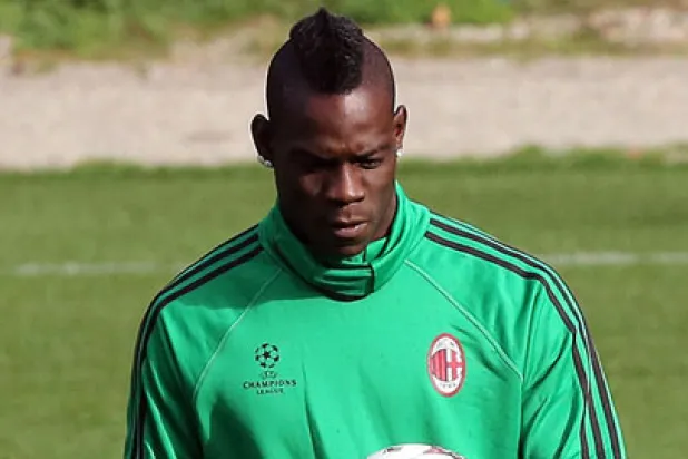 إعفاء بالوتيللي من تطبيق الميثاق الأخلاقي وضمه لمعسكر الآزوري