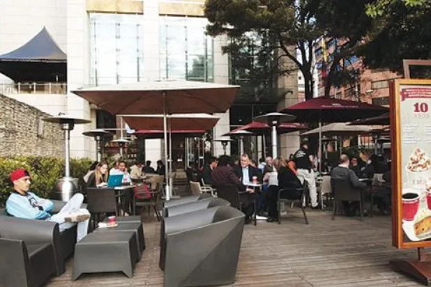 «ستاربكس» تنافس «خوان فالديز» في عقر دارها