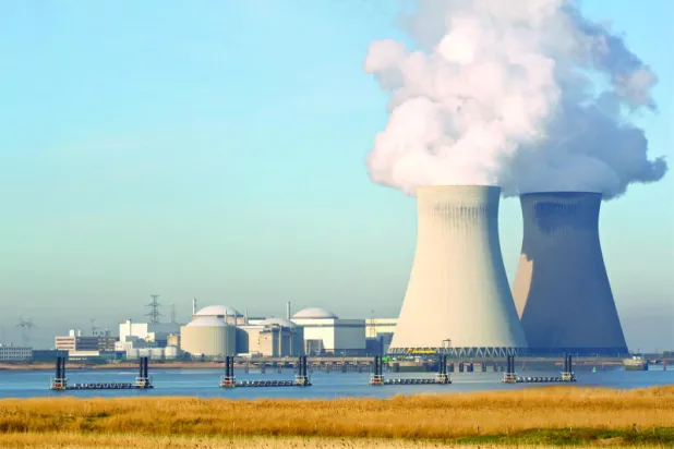 مصر تعتزم طرح مناقصة لإقامة محطتين نوويتين لتوليد الكهرباء الشهر المقبل