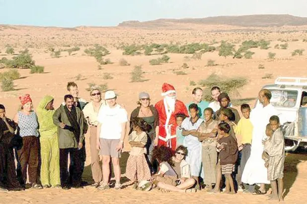 فرنسيون عشقوا الصحراء الموريتانية.. وقرروا الإقامة فيها مدى الحياة