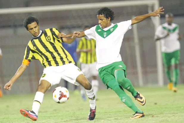 جمجوم يتهم الأهلاويين بالاعتداء.. والدريهم: حذرناهم من الملعب وتجاهلونا