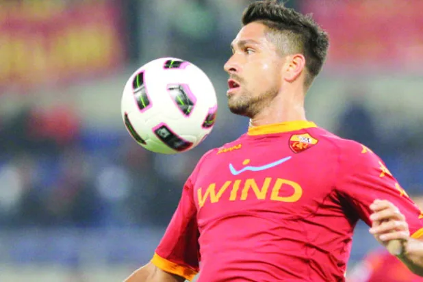 روما يستعد لمواجهة أودينيزي بالثنائي الهجومي بوريللو وليايتش