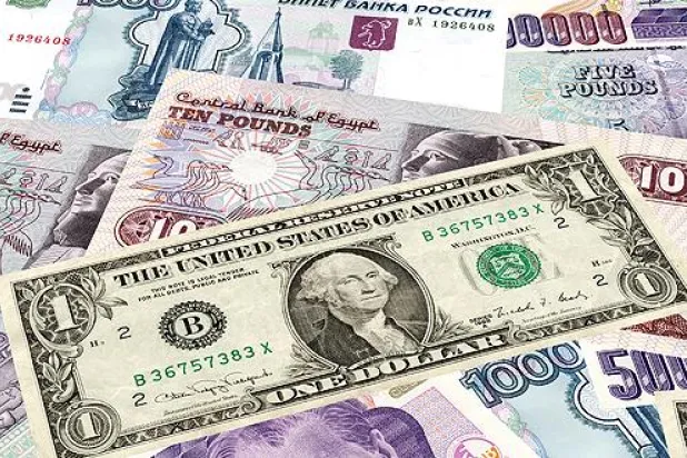 خبراء: المساعدات الخليجية الداعم الوحيد لاقتصاد مصر