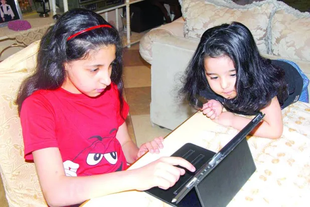 هل حياة الطلاب مهددة برهاب الـ«نوموفوبيا»؟