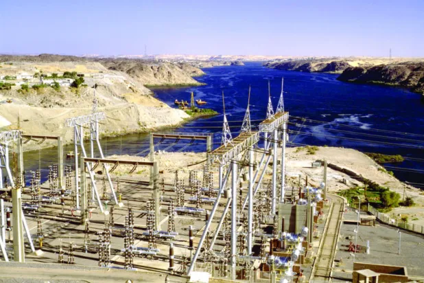 خبراء يطالبون الحكومة المصرية بالسماح باستيراد الفحم لاستخدامه كمصدر للطاقة