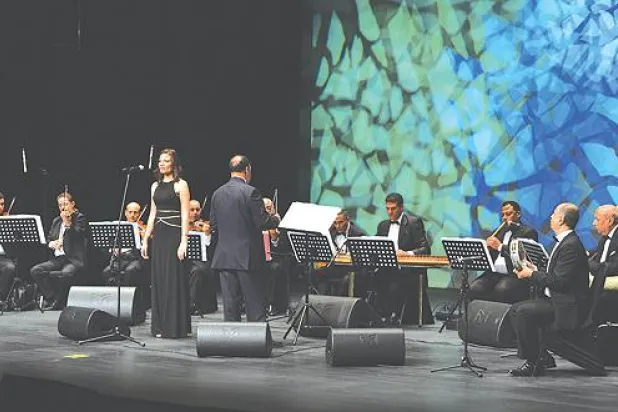 جانب من العروض الموسيقية في «الليالي العربية» في المنامة