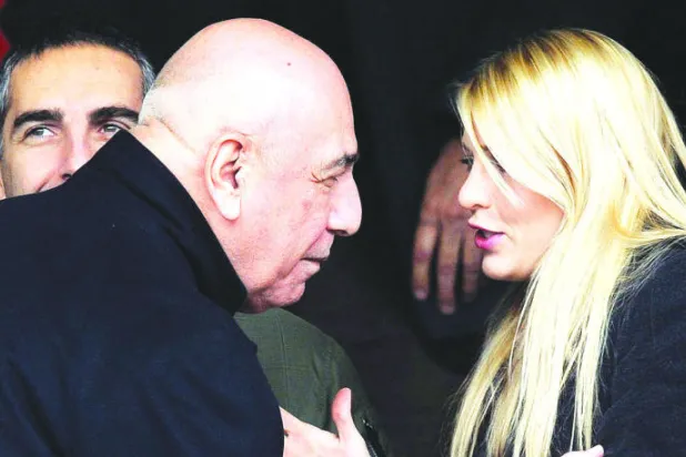 باربارا برلسكوني تقود حملة تغيير «فلسفة الميلان».. وتعتبر تصرفات غالياني خاطئة