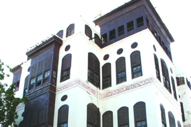 «بيت نصيف» علامة بارزة في تراثيات جدة