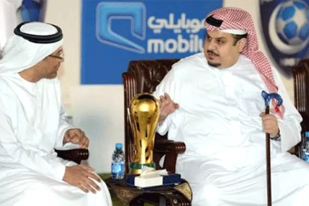 الهلاليون يحولون عقد موبايلي إلى جزئي.. والحميداني يوفر 100 مليون ريال