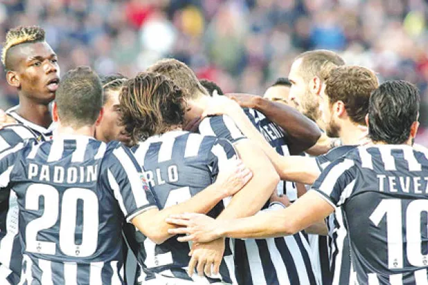 يوفنتوس يتصدر الدوري الإيطالي.. وبوفون يحتفل بالمباراة الـ 500