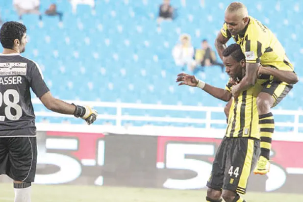 الأمير نواف بن فيصل يدعو لتشكيل لجنة لدراسة أوضاع الاتحاد