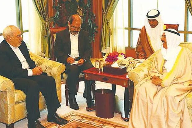 ظريف: نسعى لتوطيد التعاون مع السعودية