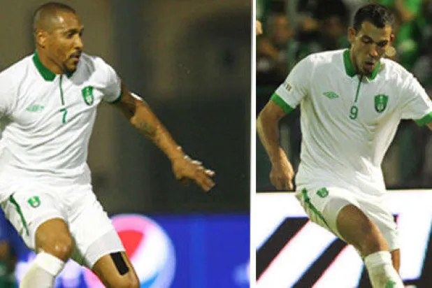 مدرب الأهلي يضع العراقي يونس محمود بجوار فيكتور وسيزار خارج حساباته الفنية