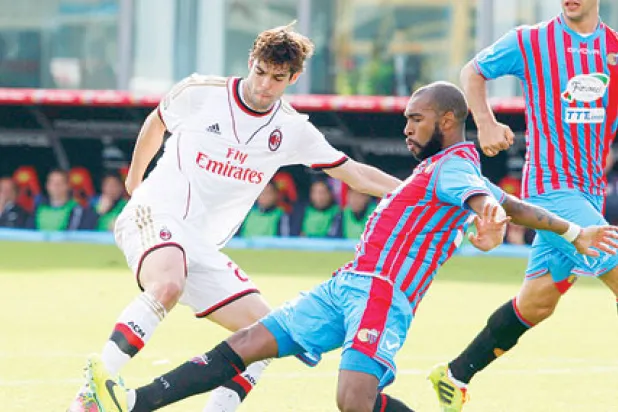 جياني ريفيرا: كاكا سيكون مفتاح الانتصارات للميلان في المعارك المقبلة