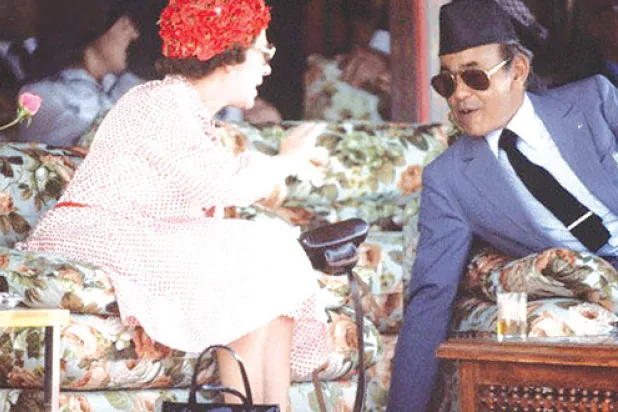 الملك الحسن الثاني والملكة إليزابيث الثانية